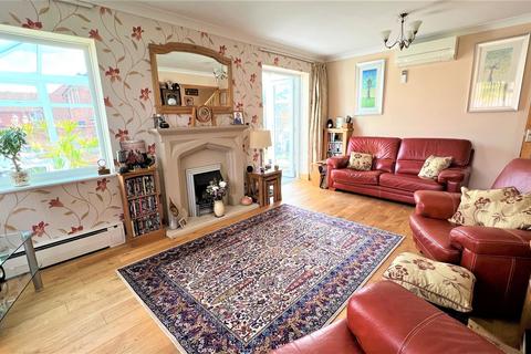 1 Dowles Close, Birmingham, B29 4LE