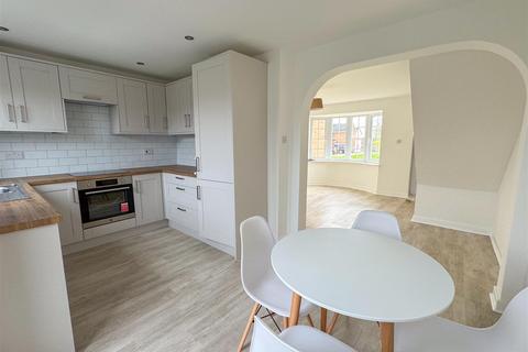 2 bedroom terraced house for sale, Pangbourne Close, St Nicolas Park