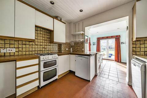 22 Colcokes Road, Banstead, SM7 2EW
