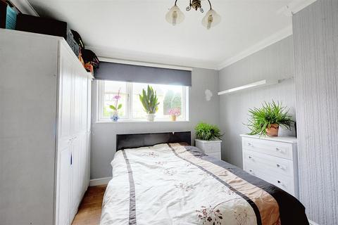 3 bedroom end of terrace house for sale, Heatherington Gardens, Nottingham