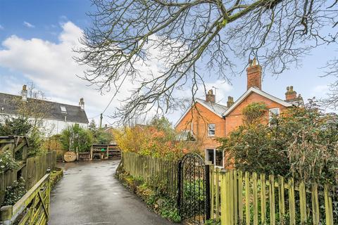 Sunnyside Bath Road, Devizes, SN10 1QF
