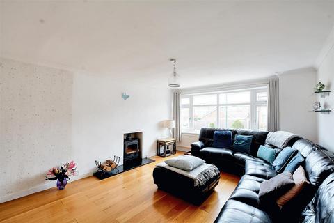 2 Barrhead Close, Nottingham, NG5 5DP