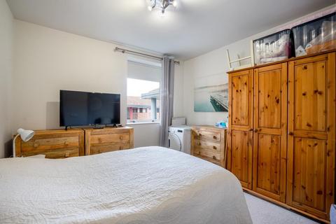 Apartment S, Halo 3 Amy Johnson Way, York, YO30 4ZH