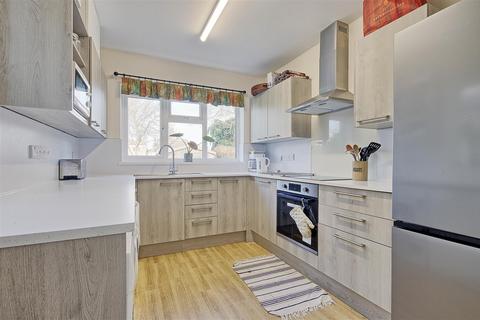 63 Akeman Street, Cambridge, CB4 3HE