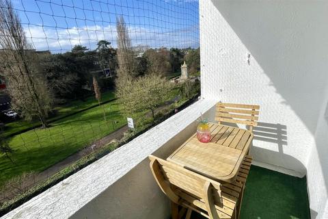 1 bedroom flat for sale, Bourne Avenue, Bournemouth
