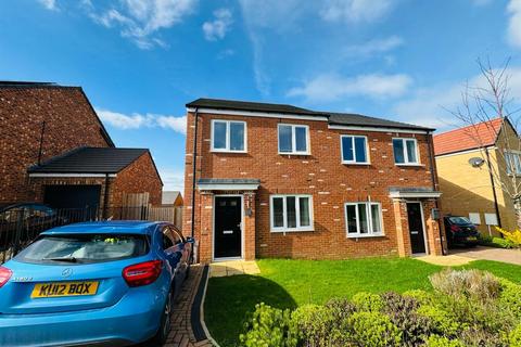 3 bedroom house for sale, Appletreewick Close, Houghton Le Spring DH5