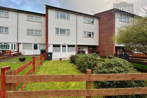 4 bedroom townhouse for sale - Winters Way, Waltham Abbey