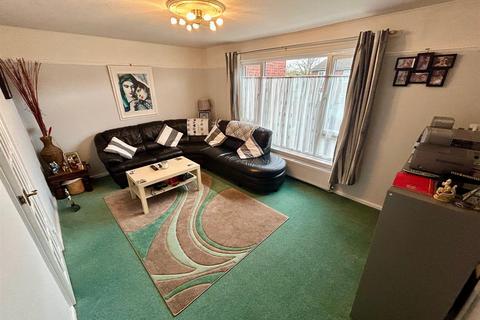 4 bedroom townhouse for sale - Winters Way, Waltham Abbey
