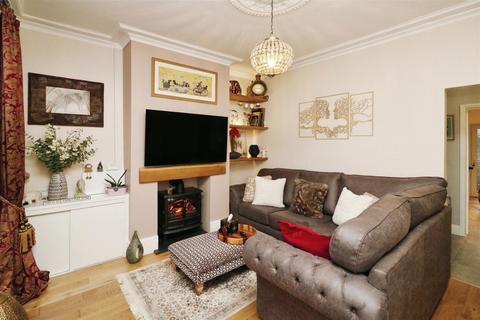 2 bedroom cottage for sale, Clifton Terrace, Rotherham