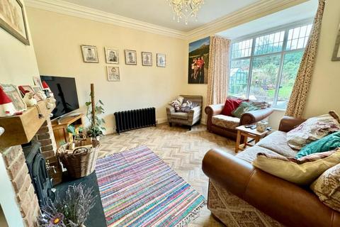 19 The Avenue, Nunthorpe, Middlesbrough, TS7 0AA
