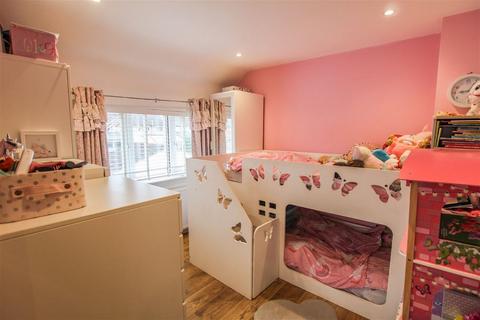 9 Trevenna Road, Bristol, BS3 2QX