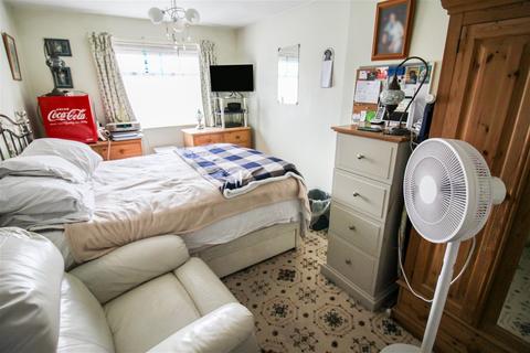 33 Farley Close, Little Stoke, Bristol, BS34 6HE