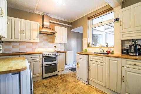 39 Swiss Drive, Bristol, BS3 2RL