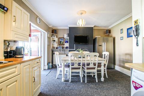 39 Swiss Drive, Bristol, BS3 2RL