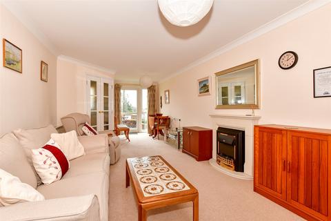 1 bedroom ground floor flat for sale - Glen View, Gravesend, Kent