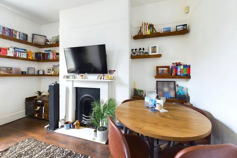 2 bedroom flat for sale, Old Shoreham Road, Brighton, BN1 5DD