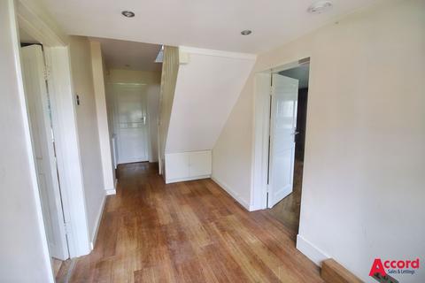5 bedroom detached house for sale - Tawney Lane, Stapleford Tawney, RM4