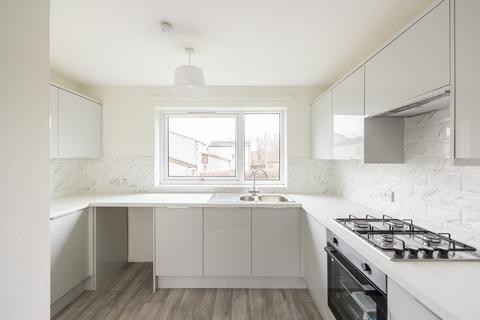 8/1 Bughtlin Drive, Edinburgh, EH12 8UX
