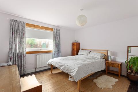 3 bedroom ground floor flat for sale, Watertoun Road, Edinburgh EH9