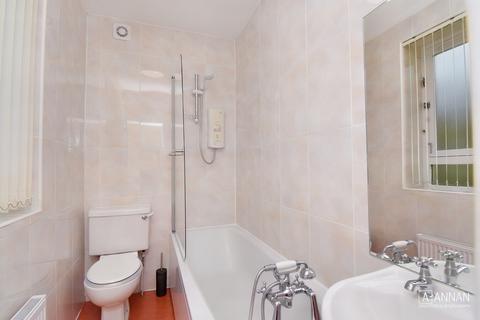 27/2 Craigentinny Road, Edinburgh, EH7 6NA