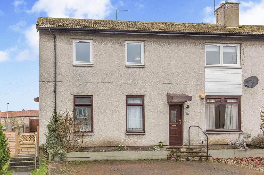19 Forthview Crescent, Danderhall... 3 bed flat for sale £185,000
