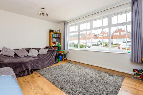 3 bedroom detached house for sale, Melloway Road, Rushden NN10