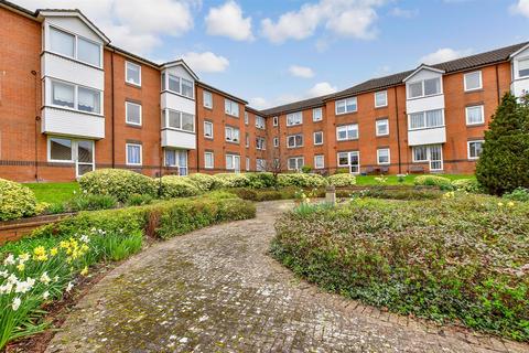 2 bedroom flat for sale, Fentiman Way, Hornchurch, Essex