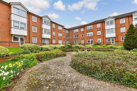 2 bedroom flat for sale, Fentiman Way, Hornchurch, Essex