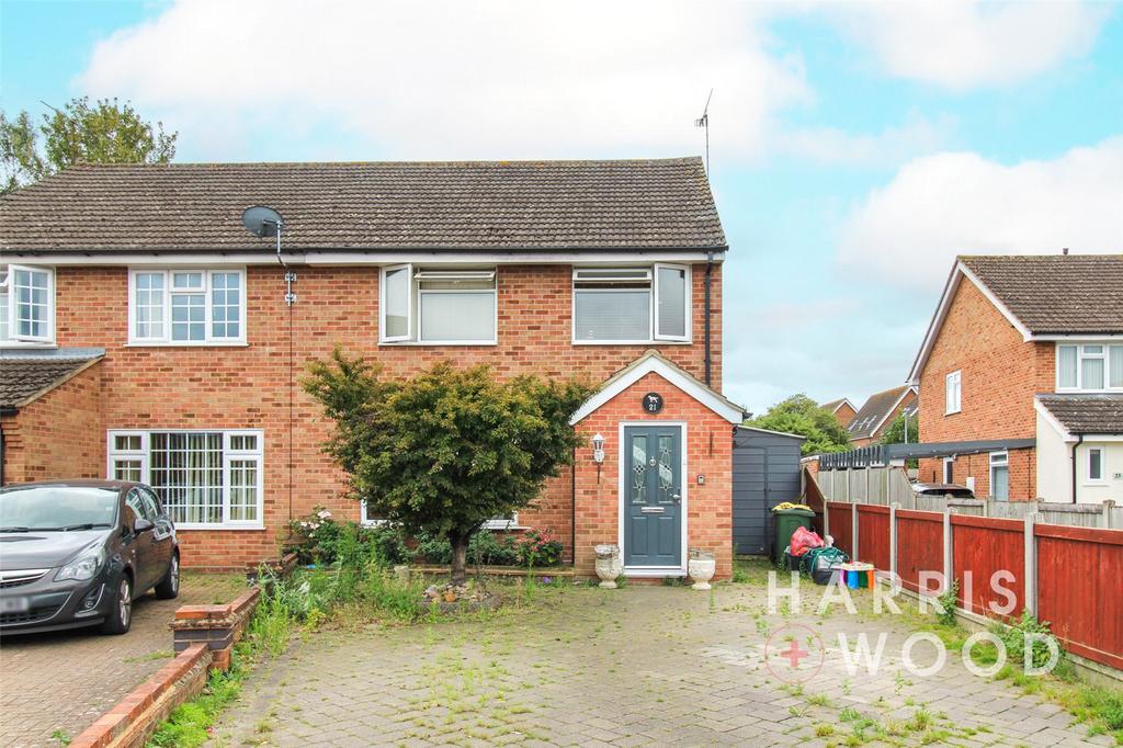 Elizabeth Way, Heybridge, Maldon, Essex, CM9 3 bed semidetached house