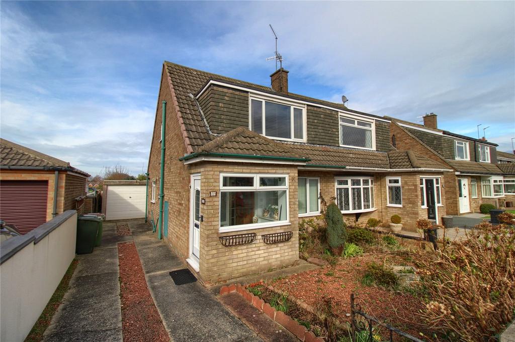 Whitby Avenue, Guisborough 3 bed semidetached house for sale £160,000