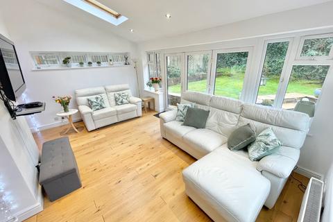 9 Chelmsford Close, Lancaster, LA1 4BJ