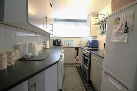 114 Canons Brook, Harlow, CM19 4EG