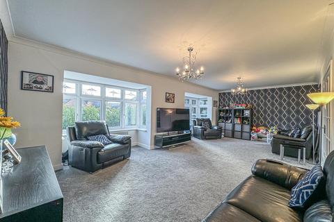 5 bedroom detached house for sale, Hawkwell Park Drive, Hockley SS5
