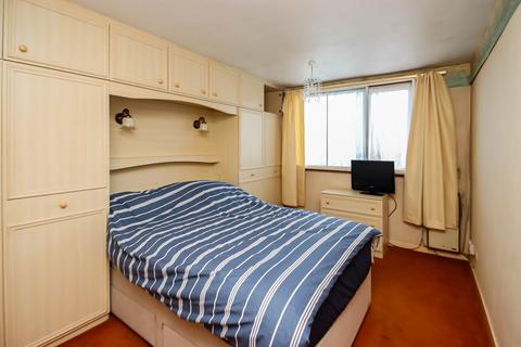 48 Benbecula Way, Urmston, Manchester, M41 7ET