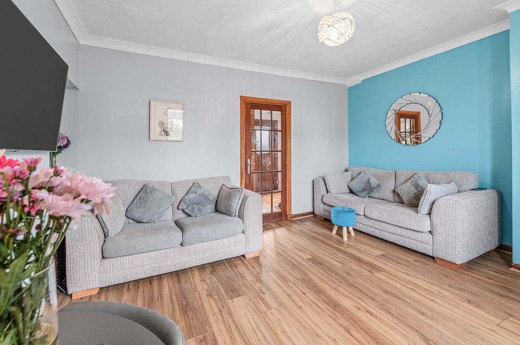 Larbert Road, Bonnybridge, FK4 2 bed terraced house for sale £117,995