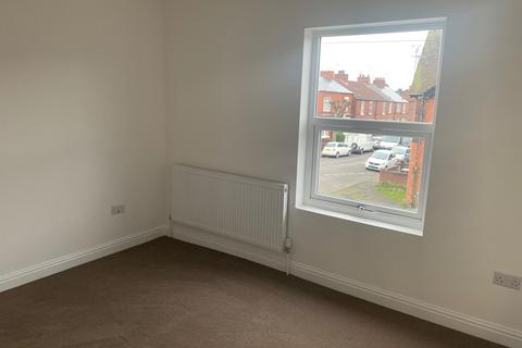 2 bedroom terraced house to rent, Chesterfield S41
