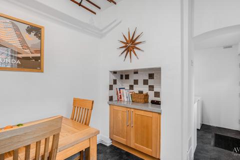 39 Upper Holland Road, Sutton Coldfield, B72 1SU
