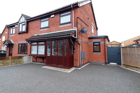 3 bedroom semi-detached house to rent - St. Austell Close, Wirral, Merseyside, CH46