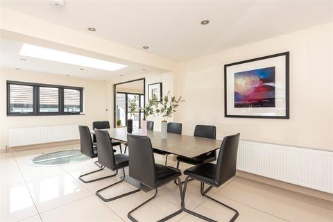 5 bedroom detached house for sale, Little London, Whitchurch, Aylesbury, Buckinghamshire, HP22