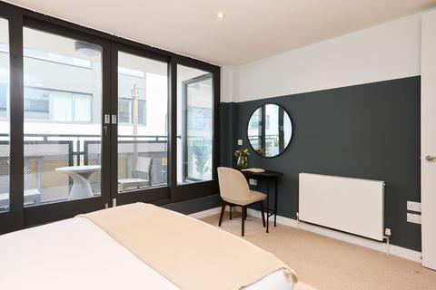 Flat 2, 6 Regent Street, London, NW10 5LG