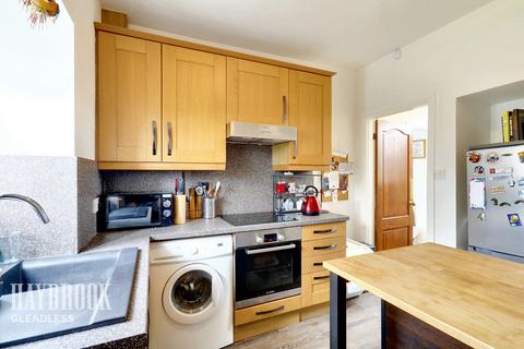 302 Hall Road, Sheffield, S9 4AG