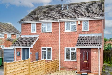 2 bedroom semi-detached house for sale - Lynden Close, Sidemoor, Bromsgrove, B61 8PD