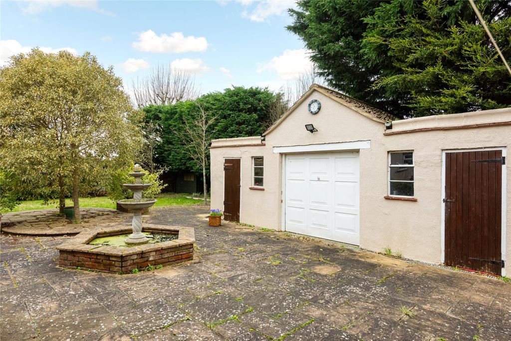 Outbuilding