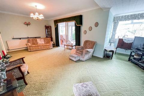 3 bedroom detached bungalow for sale, Fulford Hall Road, Solihull B90