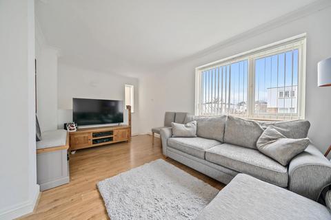 3, Eaton Court Regency Walk, Croydon, CR0 7US