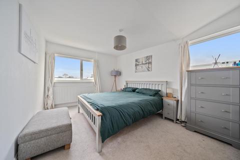 2 bedroom maisonette for sale, Regency Walk, Croydon