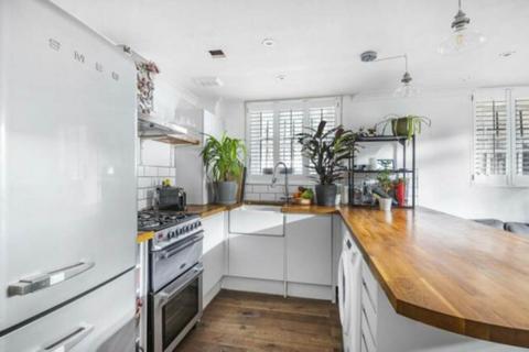 1 bedroom apartment for sale, Lantern House, Connaught Mews, SE18 6SU