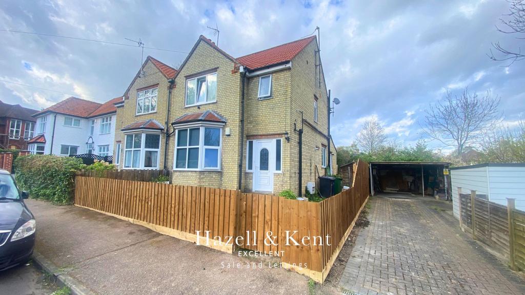 4 bedroom House on Hale Avenue , Cambridge, CB4