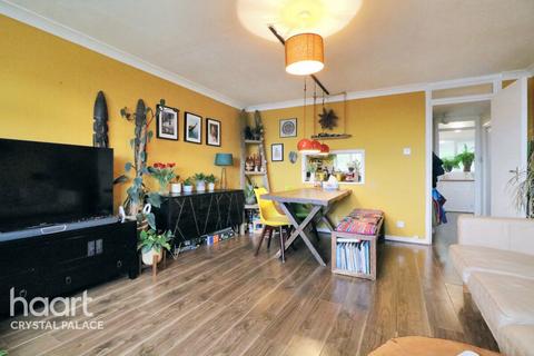 98 Marston Way, London, SE19 3JF