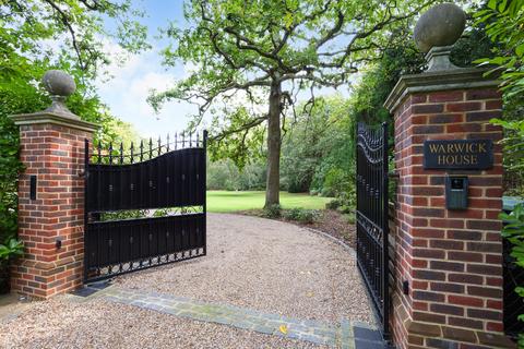 7 bedroom detached house for sale, Weybridge KT13